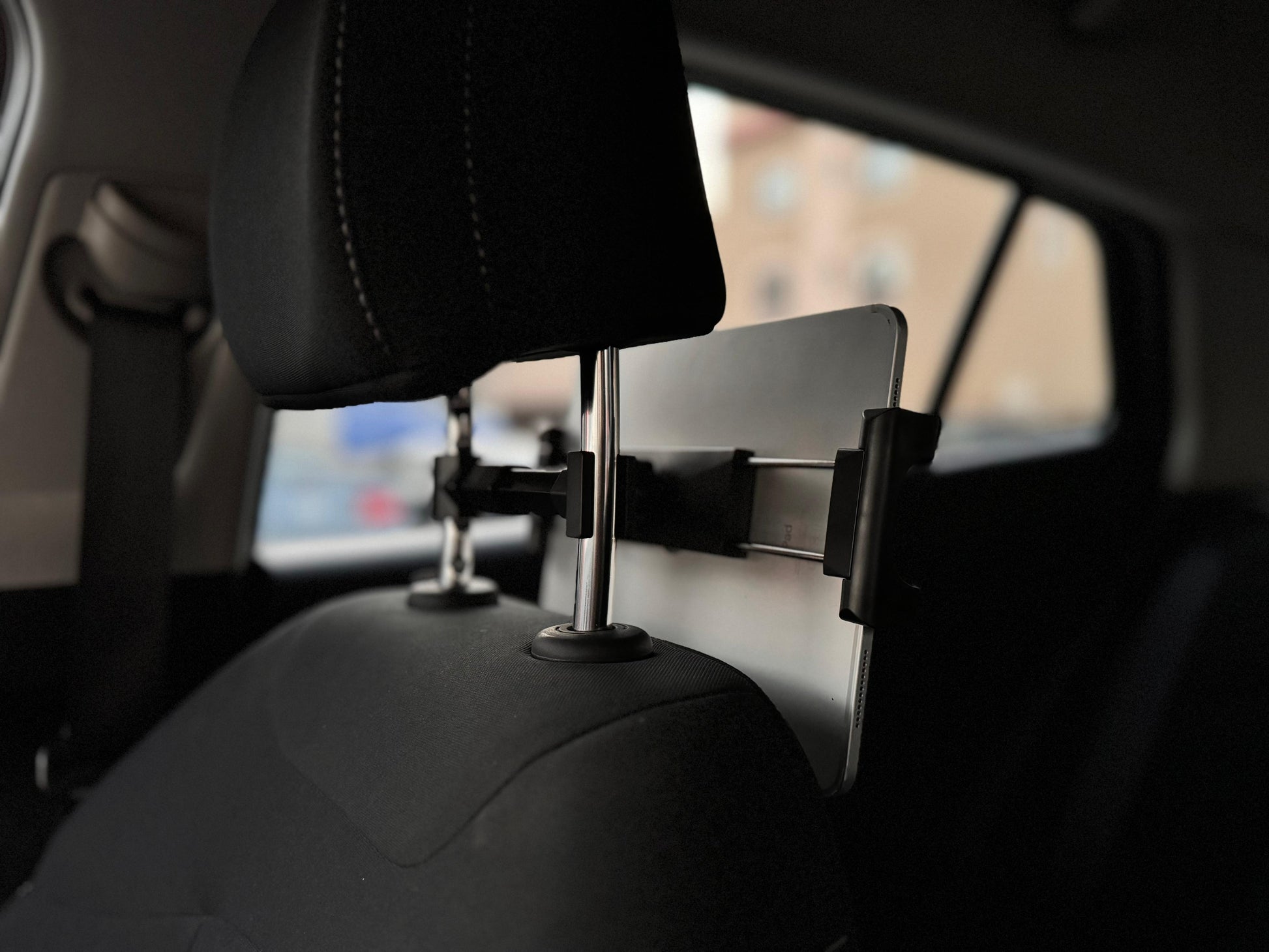 LZEL Magdrive Titan 360° Rotatable Car Seat Tablet Phone Mount