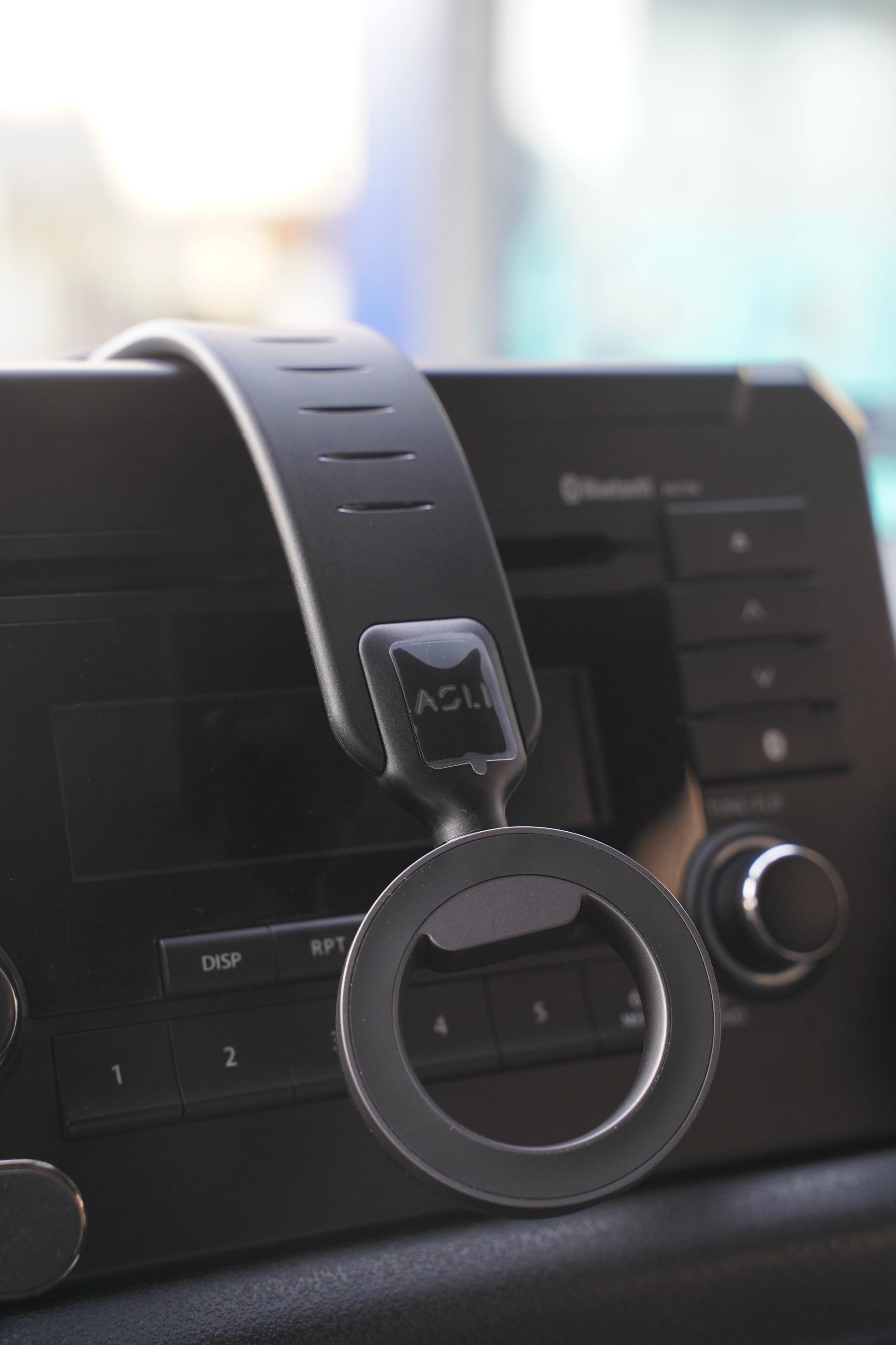 Asli Global Magnetic Ring Car Holder with Rotating Suction