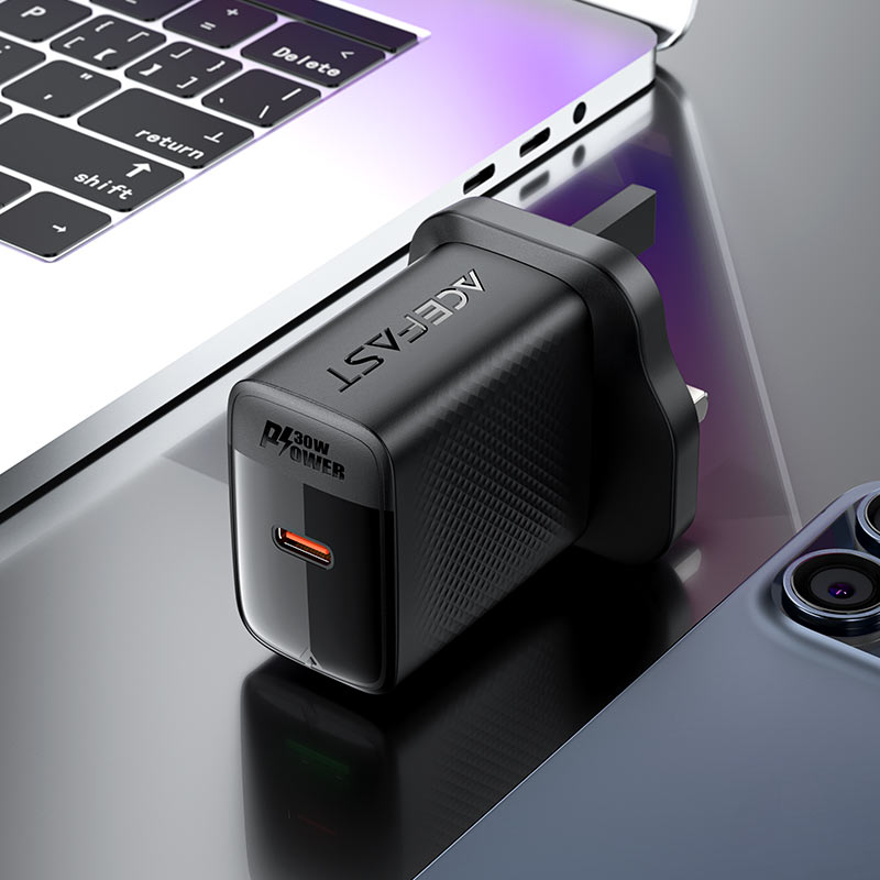 Acefast A103 GaN 30W USB‑C Wall Charger with UK Plug